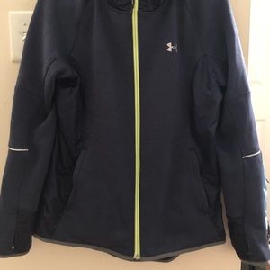 Women’s UA Swacket.